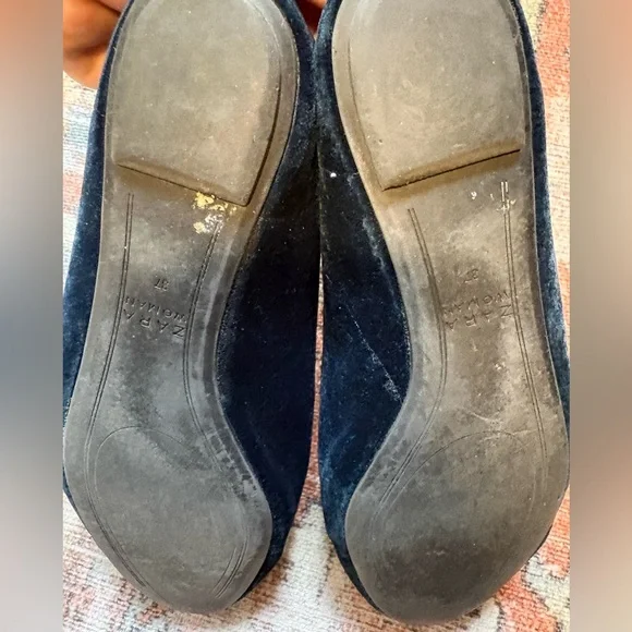 Zara Blue velvet pineapple smoking shoes loafers in size 37 - Picture 6 of 7